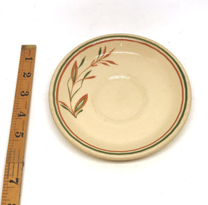 Saucer Plate with Leaf Motif, Red, Green